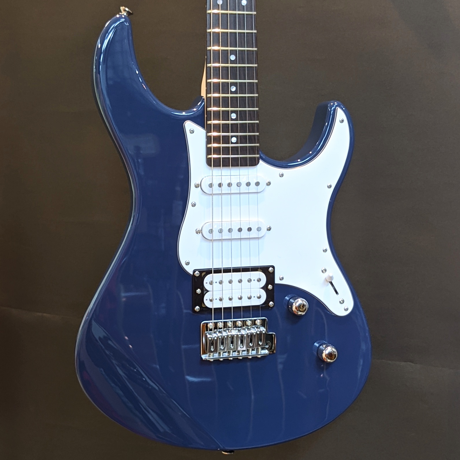 YAMAHAPACIFICA112V (UTB)ユナイテッドブルー