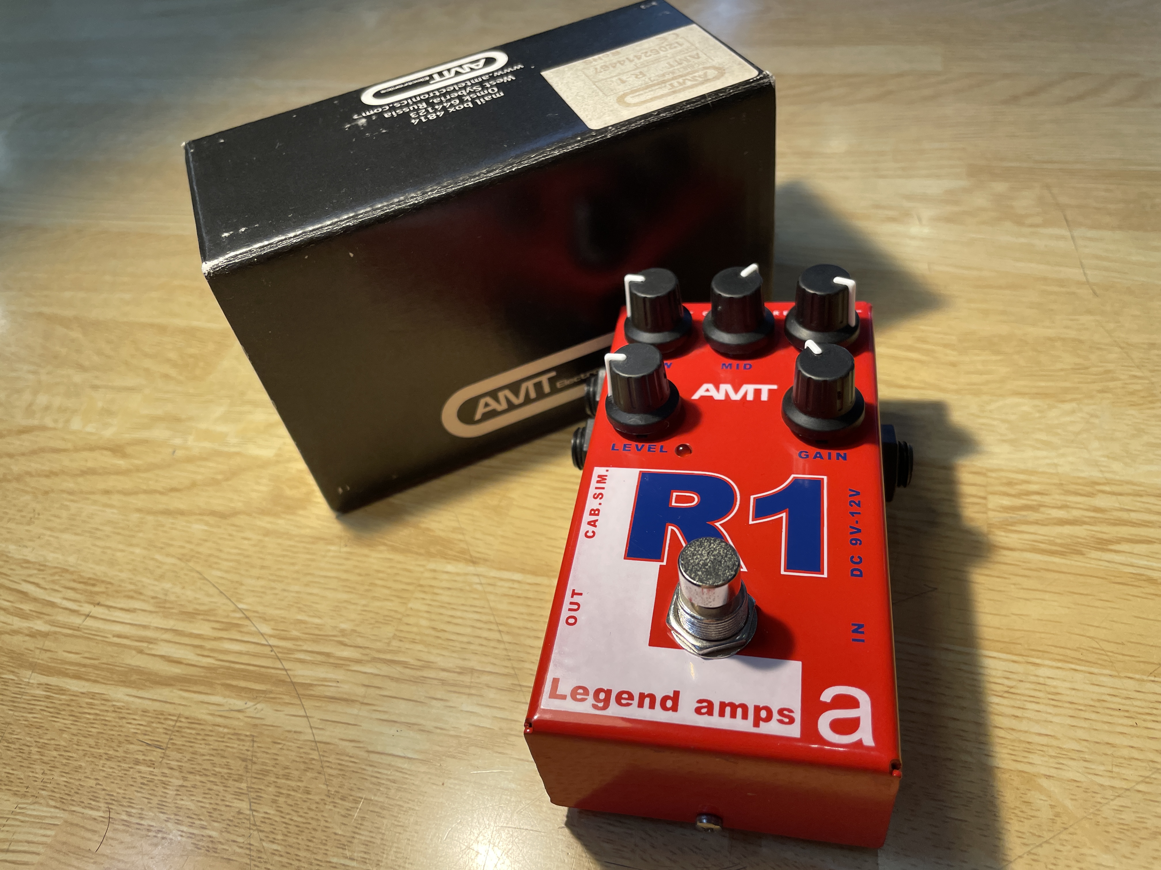 AMT Electronics　ギターエフェクター　R-1