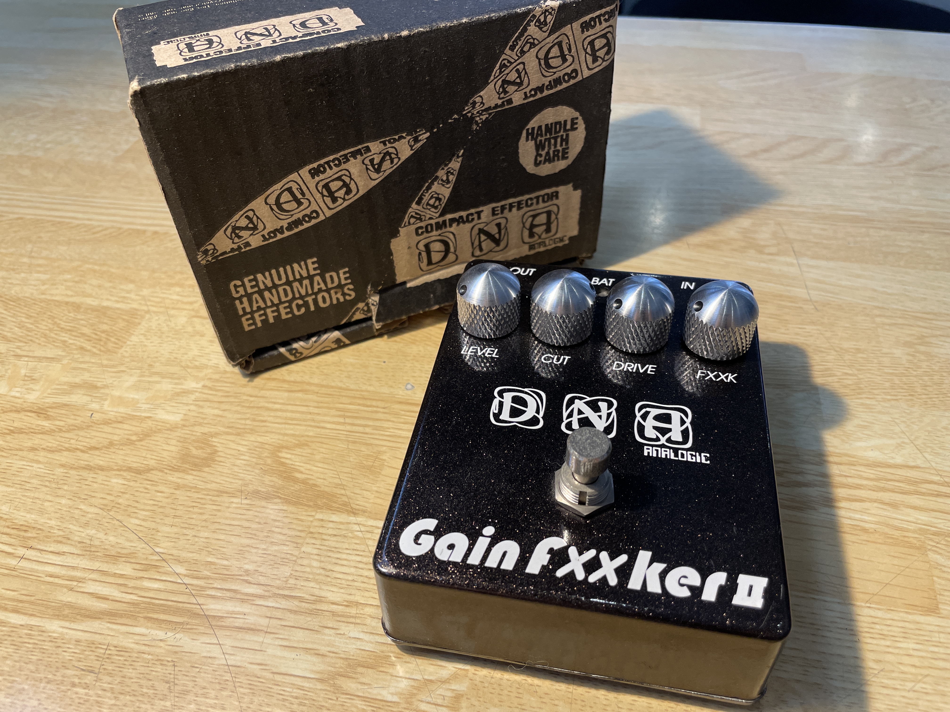 DNA ANALOGIC　ディストーション　Gain Fxxker II