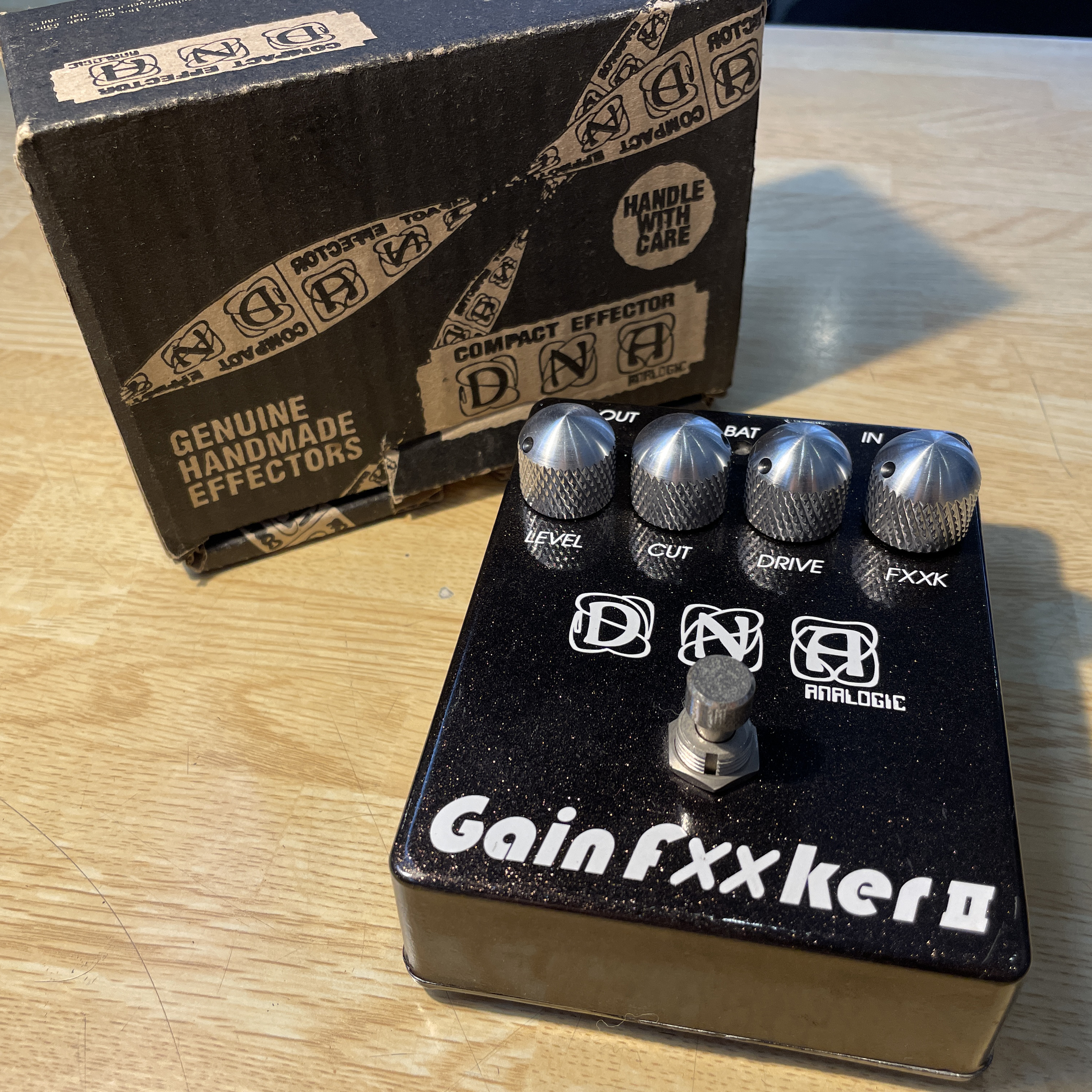 DNA ANALOGIC　ディストーション　Gain Fxxker II
