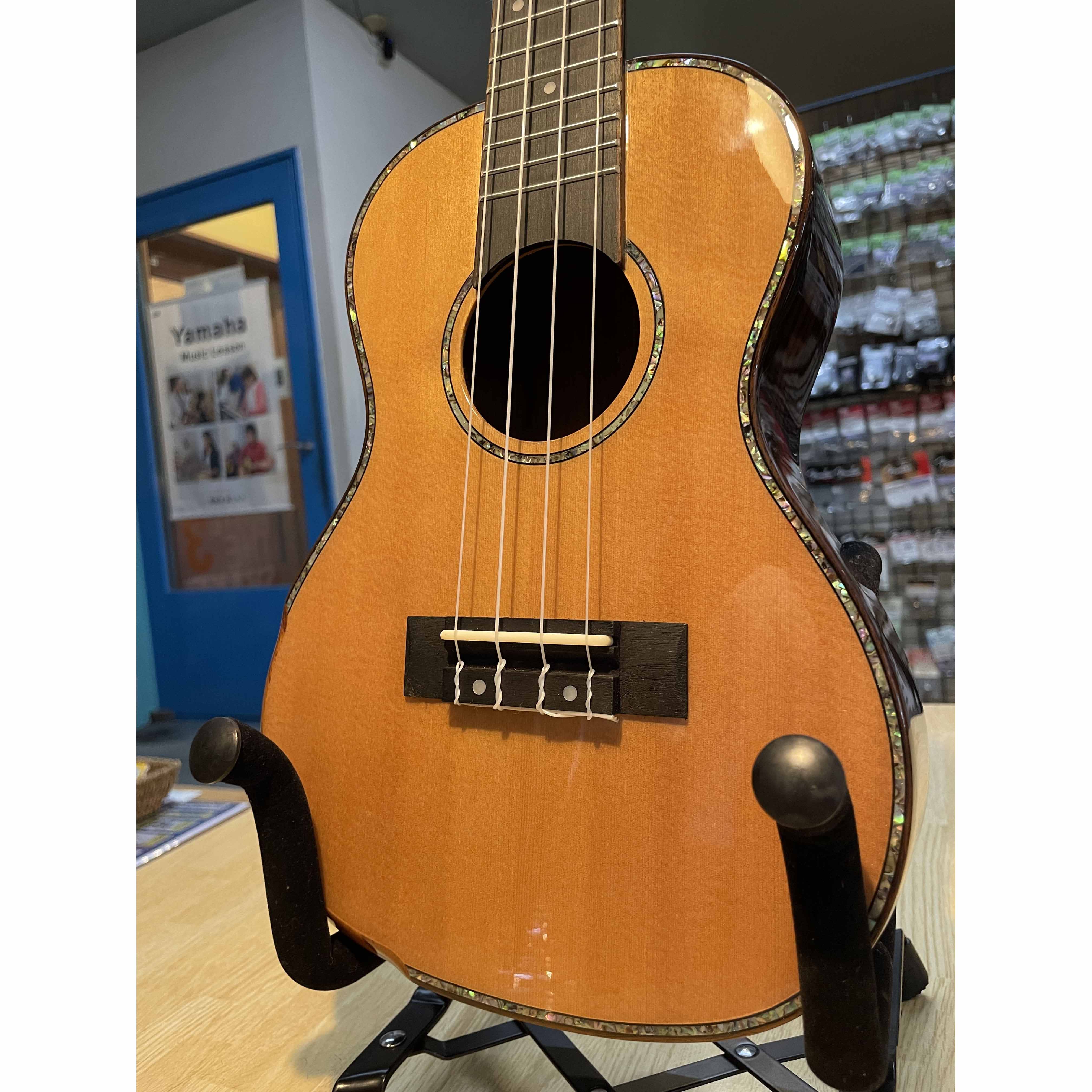DCT　コンサートウクレレ　DUC-480