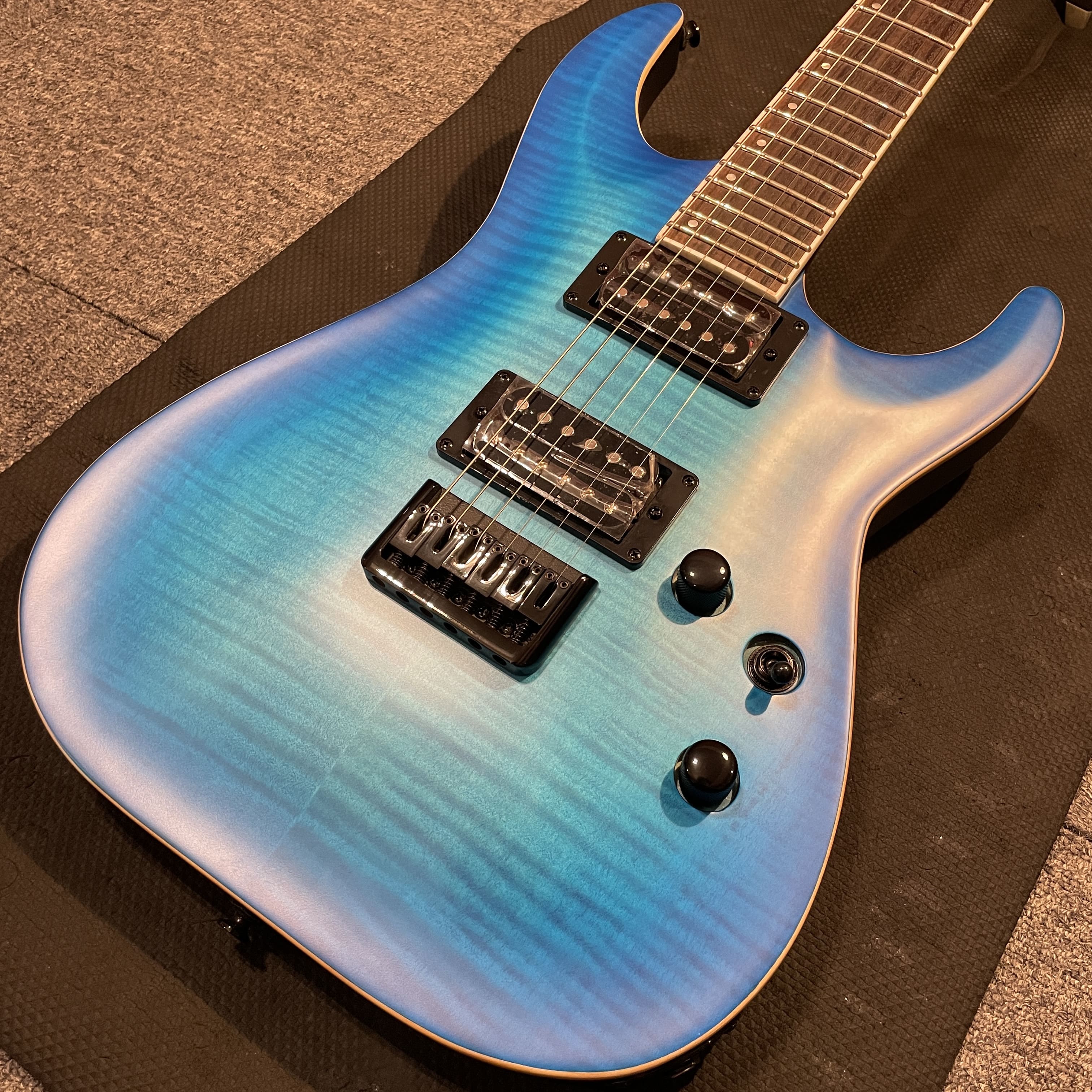 GrassRoots　エレキギター　G-HORIZON-FX/See Thru Blue Sunburst Satin